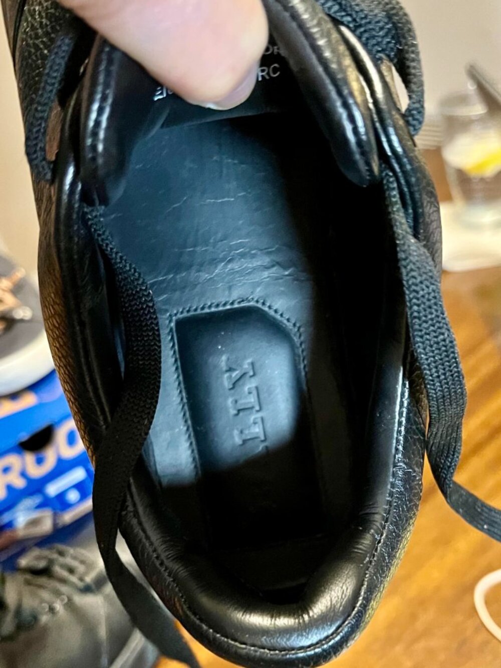 8.5D-Bally Morrys Black Pebbled Calf Embossed Leather Buckle Detail Sneakers - Picture 7 of 8